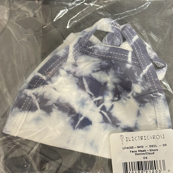 NWT Electric & Rose Face Mask - Picture 4 of 4